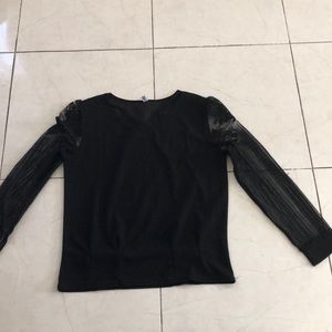 Women’s Black Top
